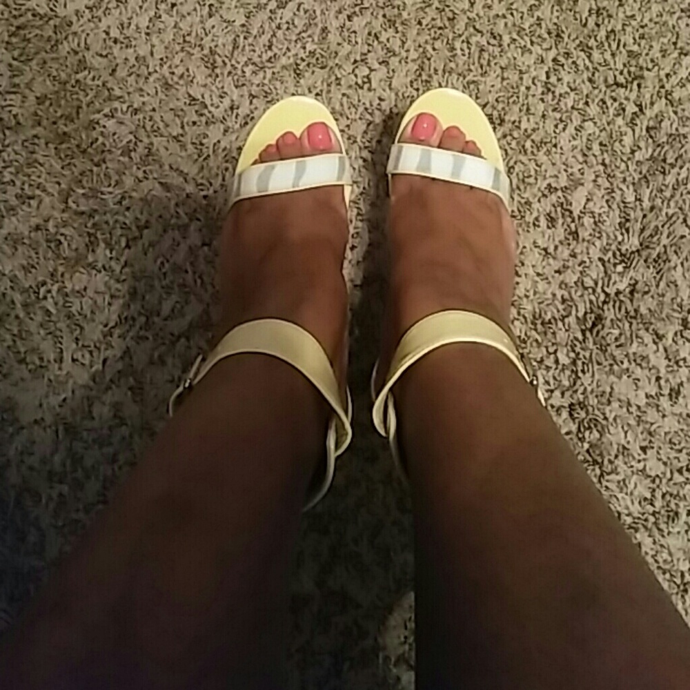 Open-Toe Calvin Klien stilettos