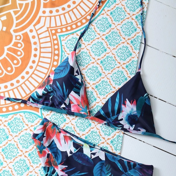 Floral Tiger Lily Bikini Set - Picture 4 of 5