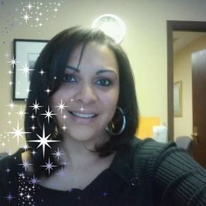 Meet your Posher, Deedee