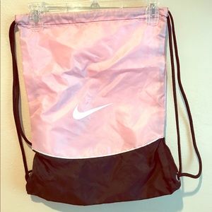 Nike drawstring bag