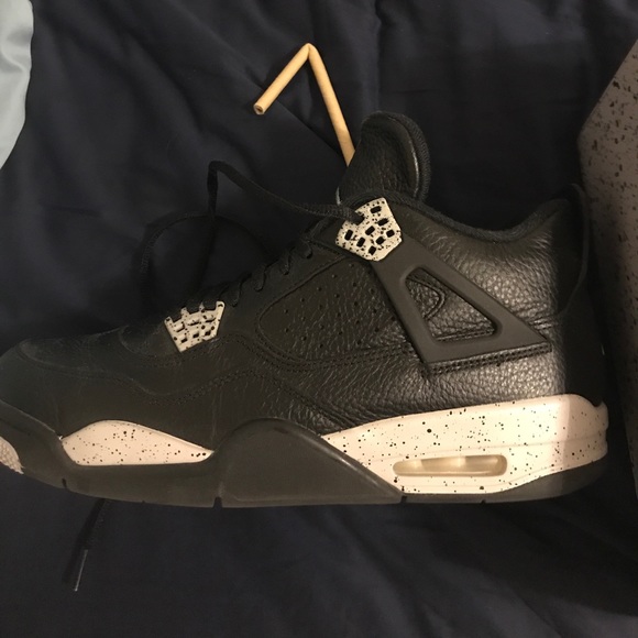 Shoes - Picture 3 of 8