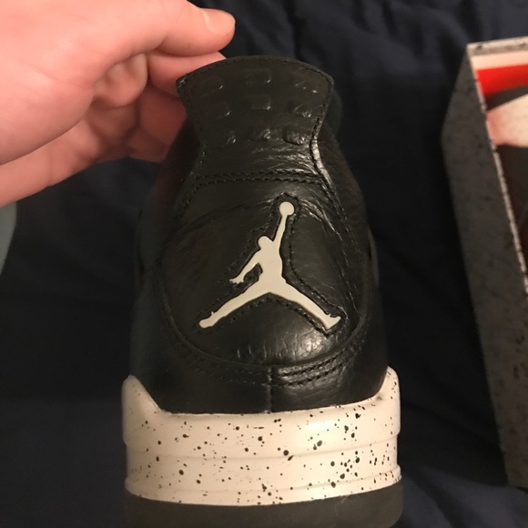 Shoes - Picture 4 of 8