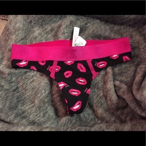 🆕PINK panty NWT sz. Small