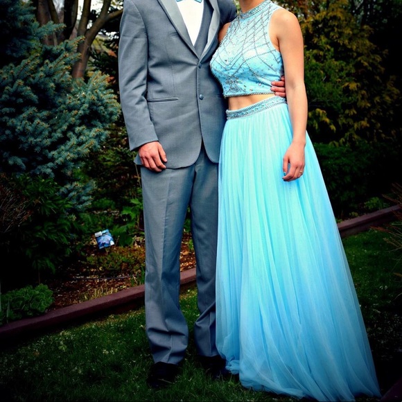 Prom / Homecoming Dress - Picture 1 of 2