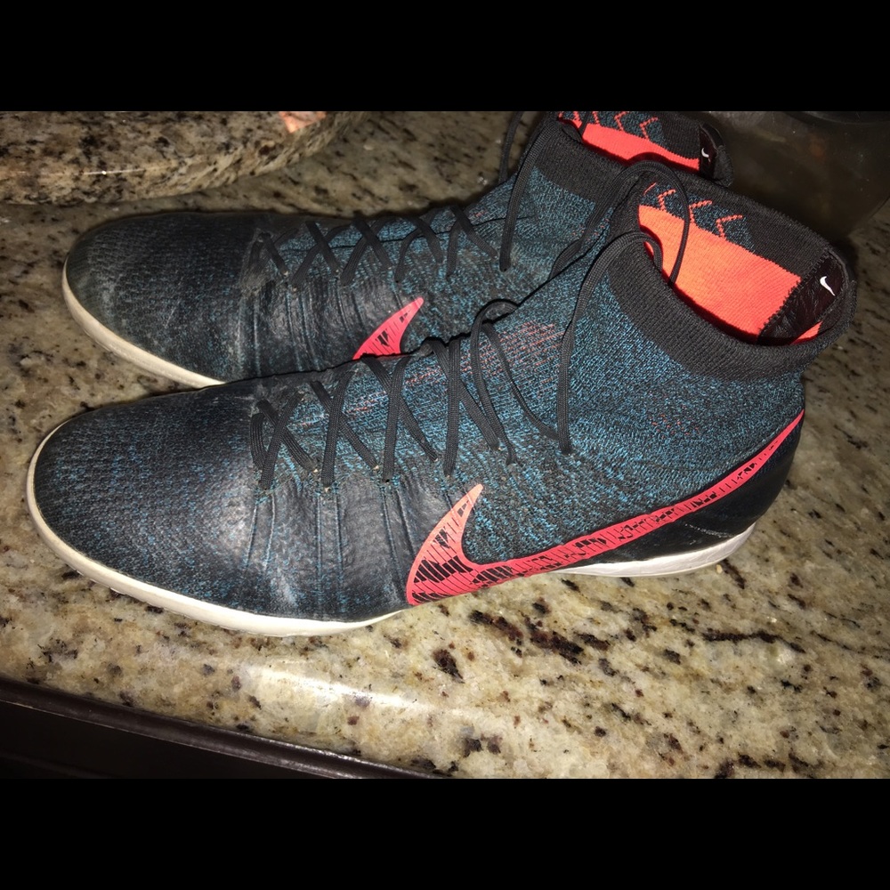 Nike Elastico superfly indoor cleats