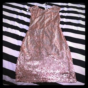 Sequin dress, rose gold color