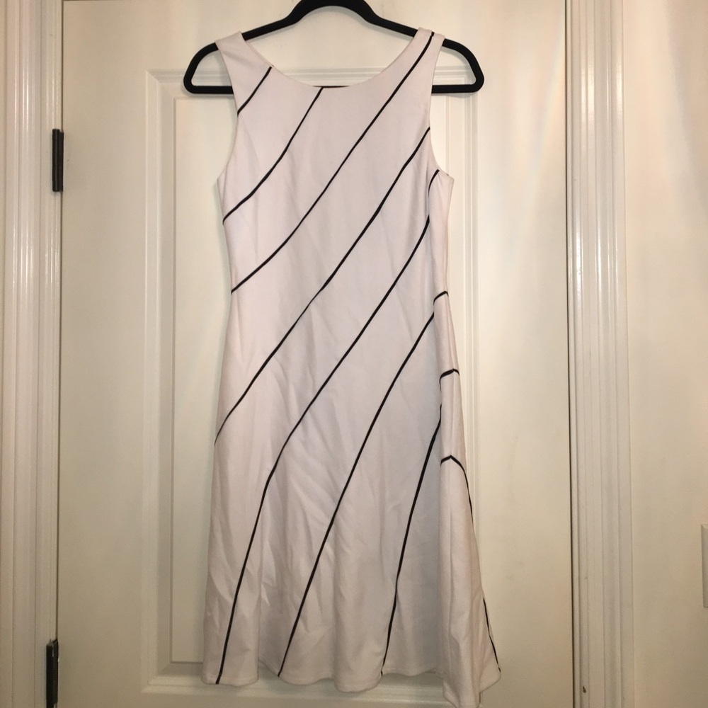 Bailey 44 white and black dress