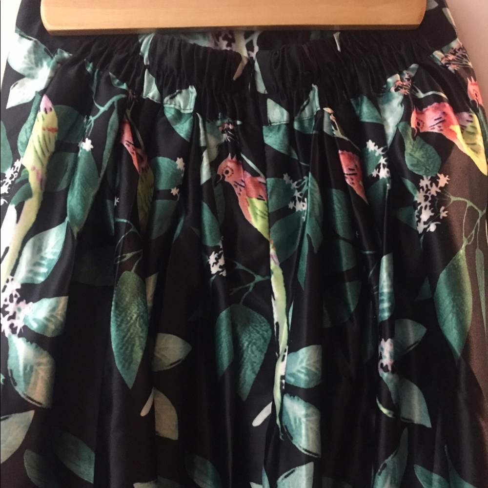 Tropical Bird Print Skirt - Picture 3 of 4