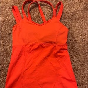 Lululemon tank size 2