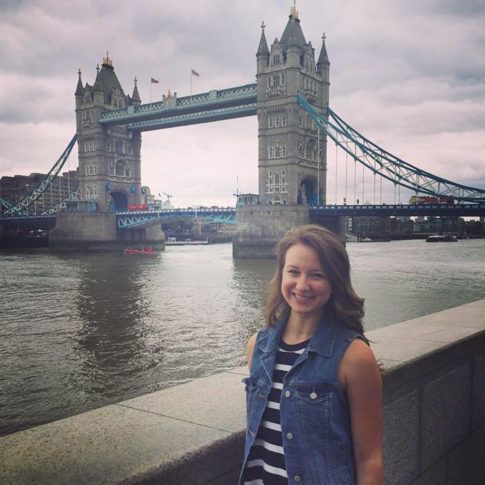 Meet your Posher, Lindsey