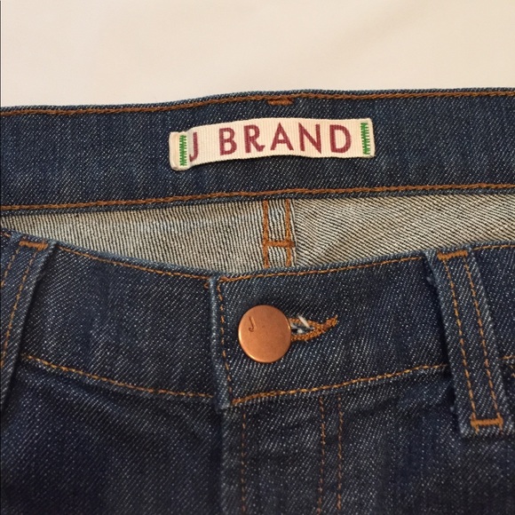 J Brand Like New Mid-Rise Skinny in 'After Dark' - Picture 3 of 5