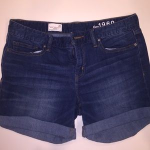 🌼GAP Real Straight Jean Shorts🌼