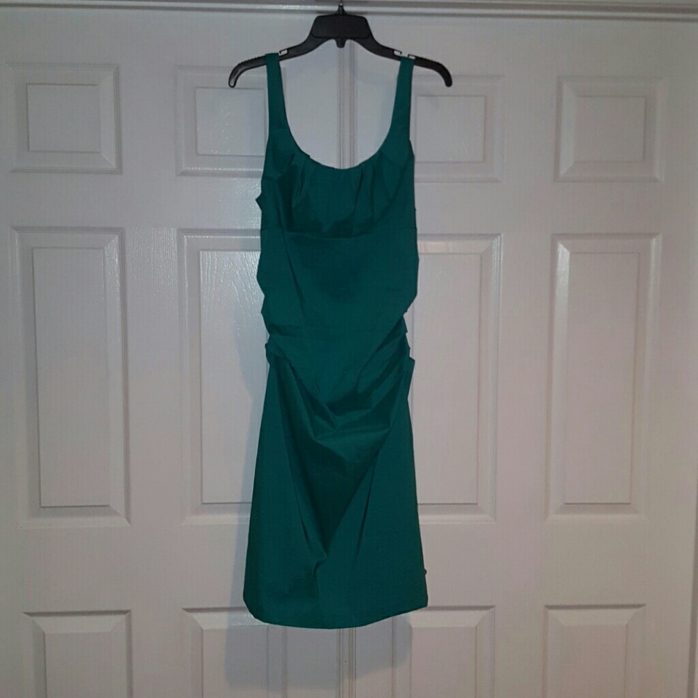 FINAL PRICE! ❤Taffeta tank dress ruched