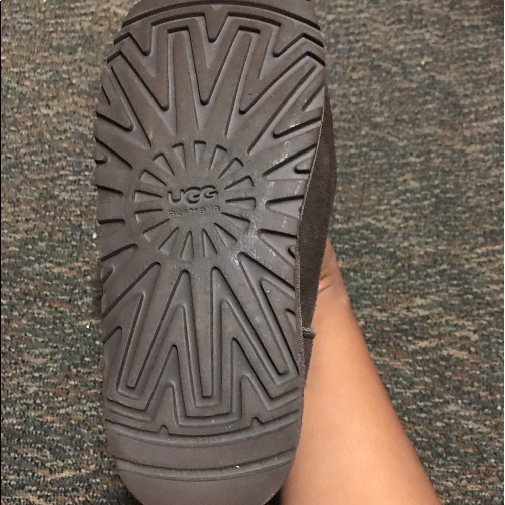 Uggs - image 3