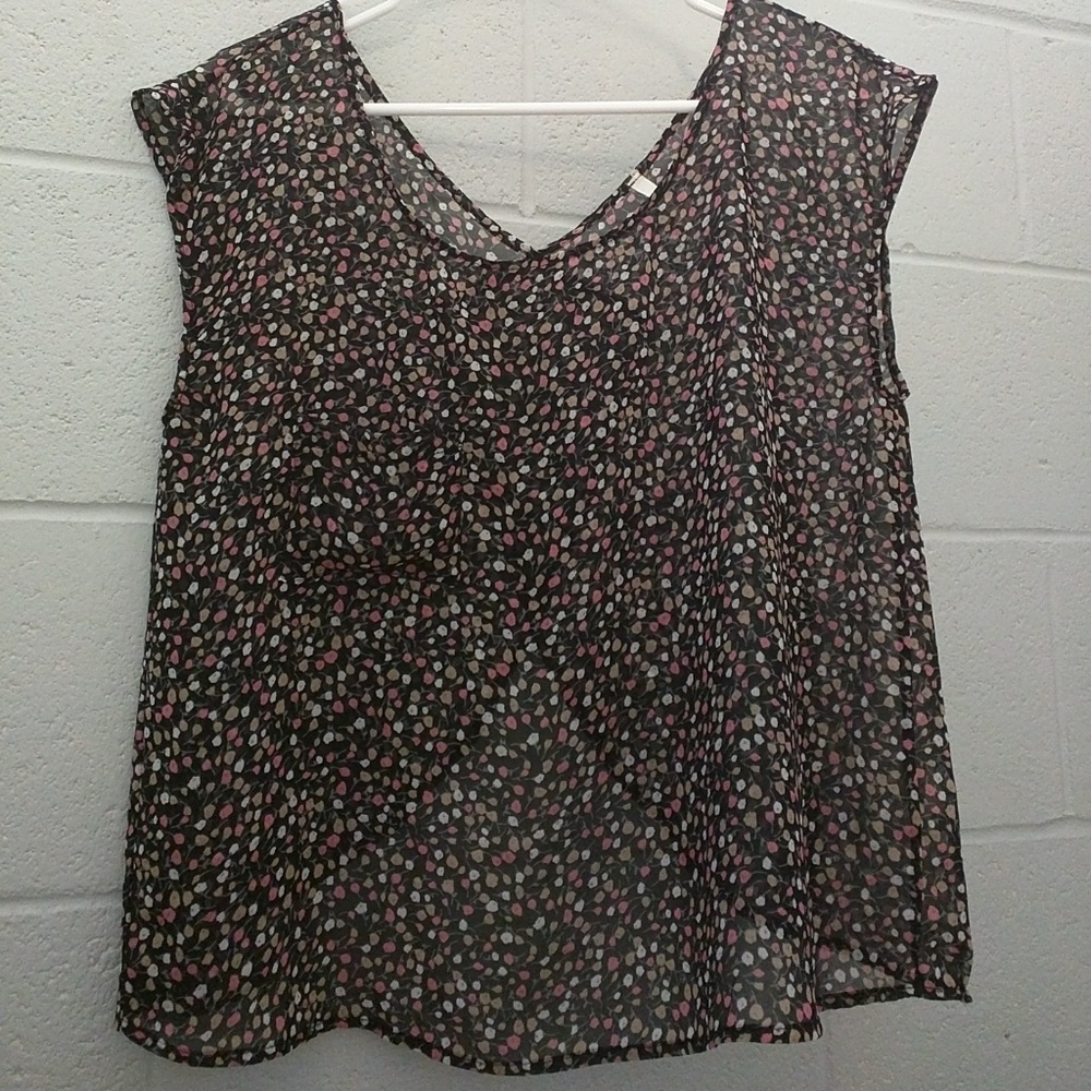 Floral chiffon top