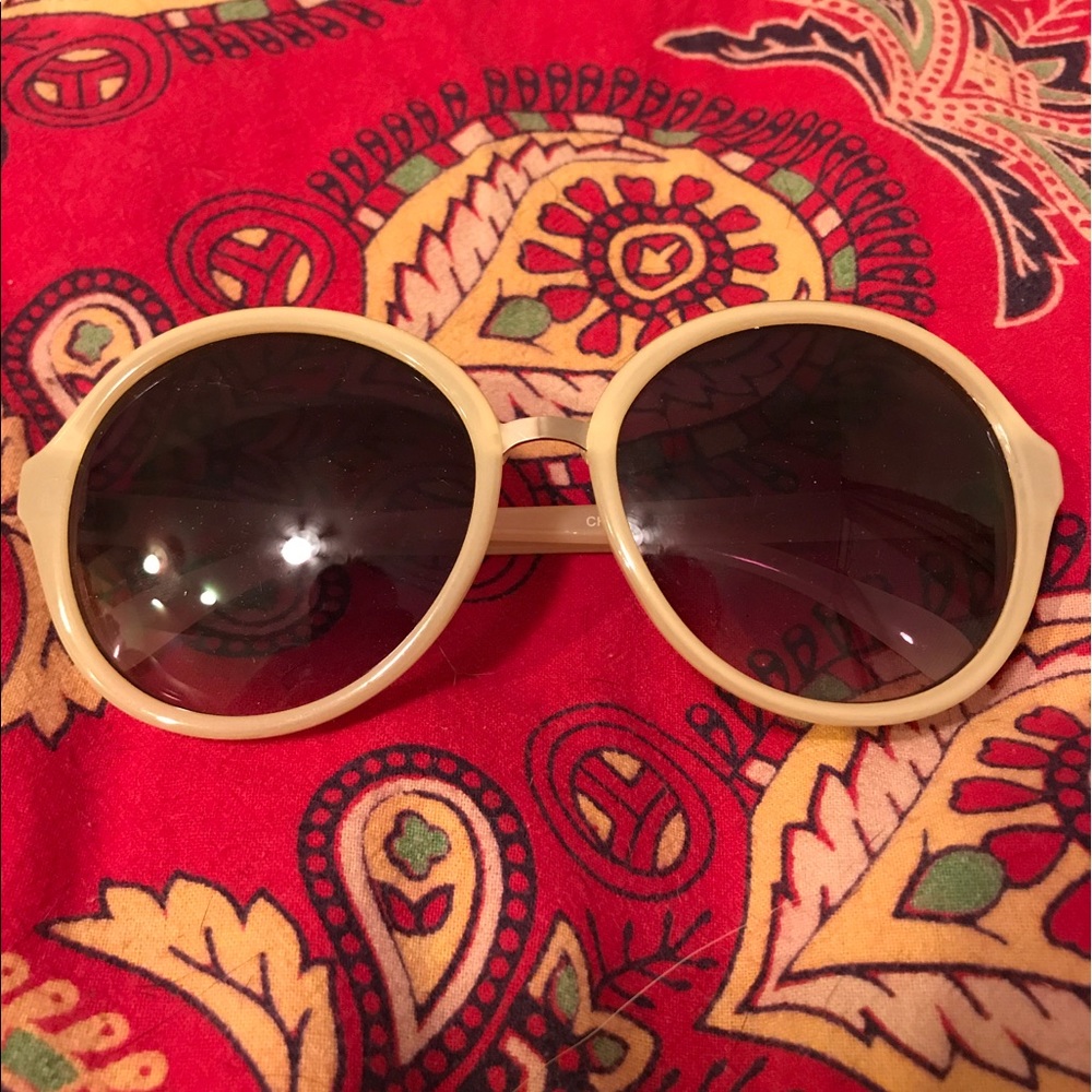 Forever 21 Cream Sunglasses