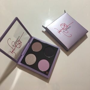 Kelly Osbourne MAC collection Eye shadow Palette