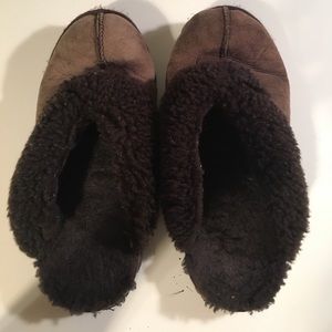 Ugg slippers