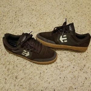 Etnies Skateboarding shoes