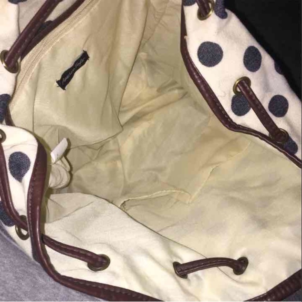 Back pack - Picture 3 of 3