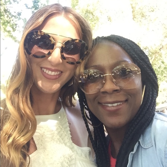 Meet your Posher, Sarah - Picture 5 of 8