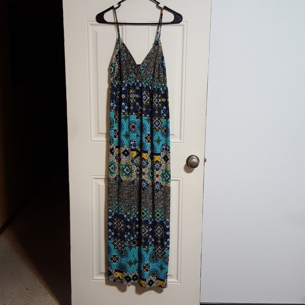 🔴 Wet Seal - Maxi Dress