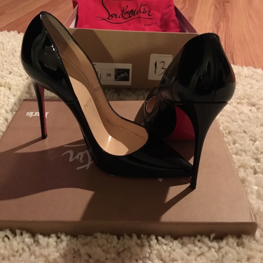 Authentic Christian Louboutin So Kate! Patent!
