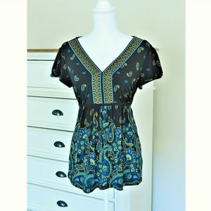 Cute black blue paisley top size S