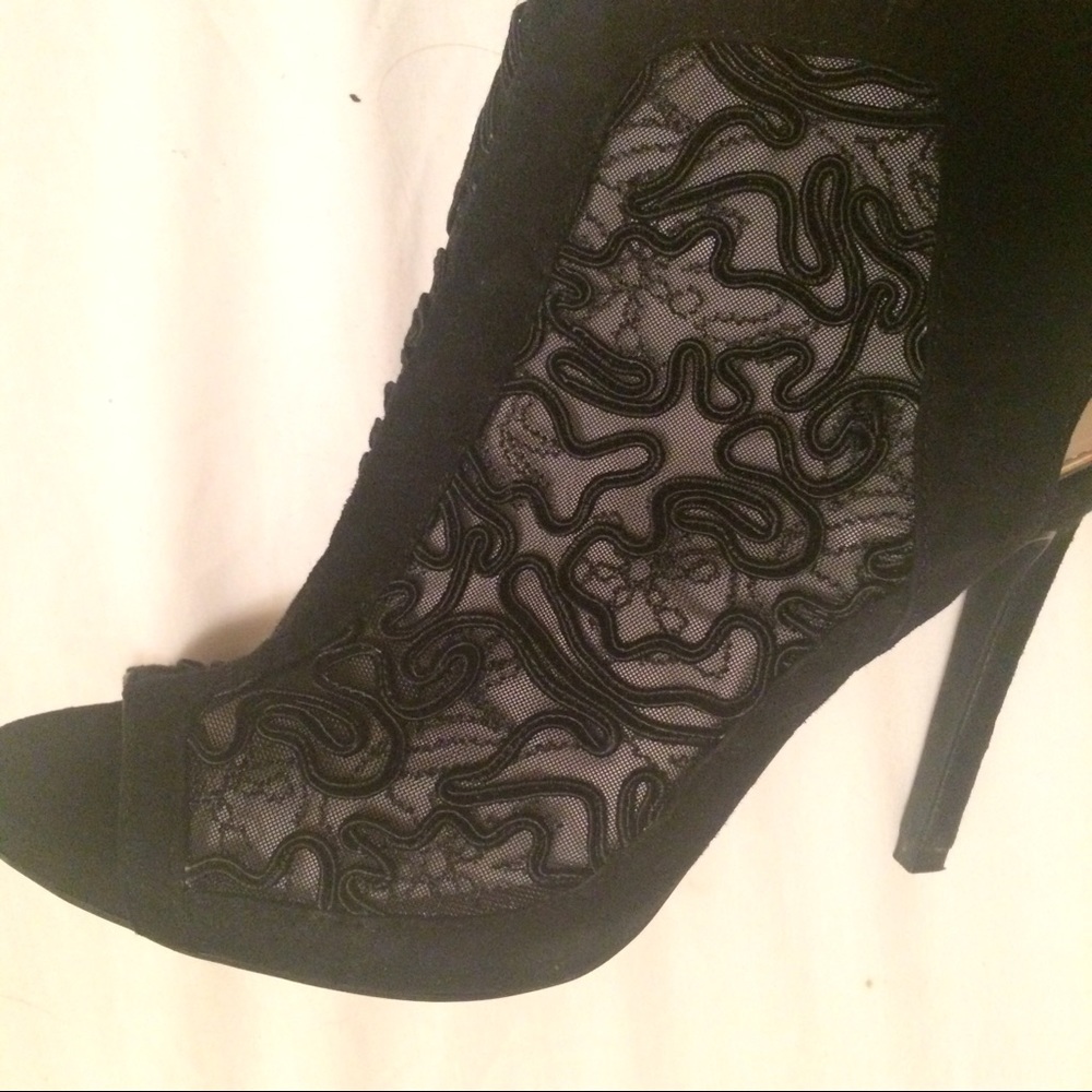 Mesh Embroidered Open Toe "Nynette" Heels