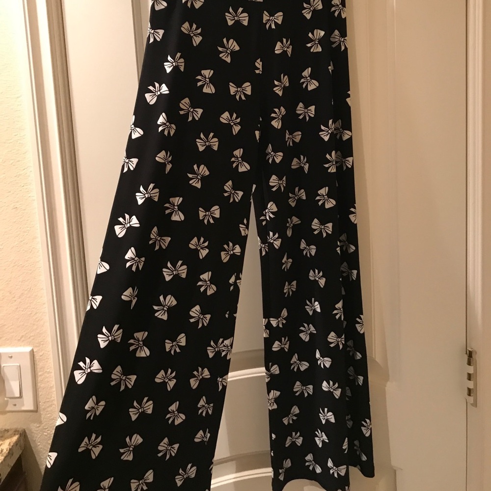 Stretchy Bow Print Pants