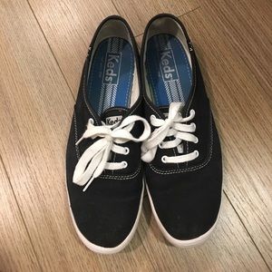 Keds black sneakers size 8.5 women's.