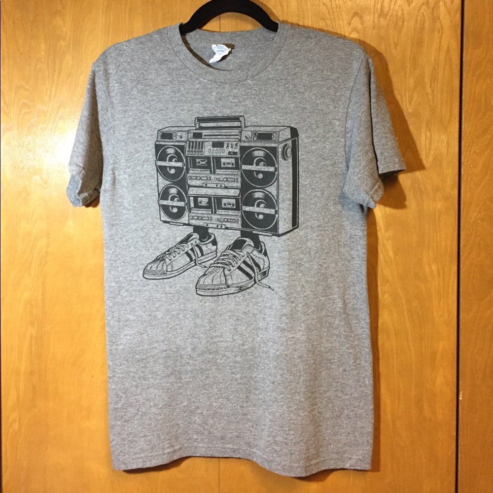 Boom box graphic tee