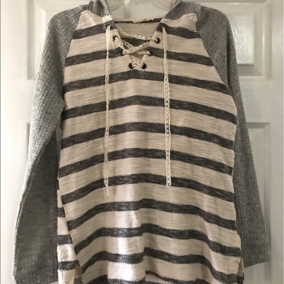 Cute hoodie - Picture 2 of 5