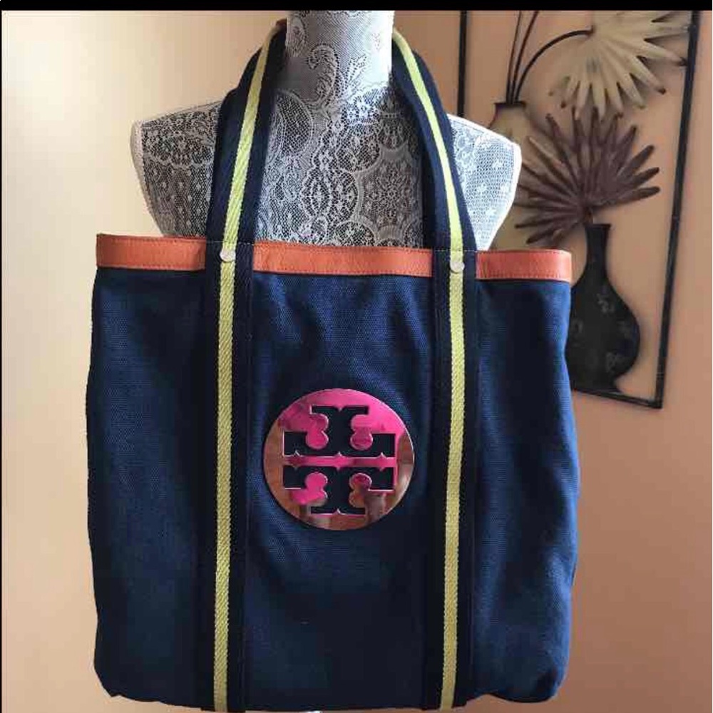 TORY BURCH OVERSIZED CANVAS TOTE