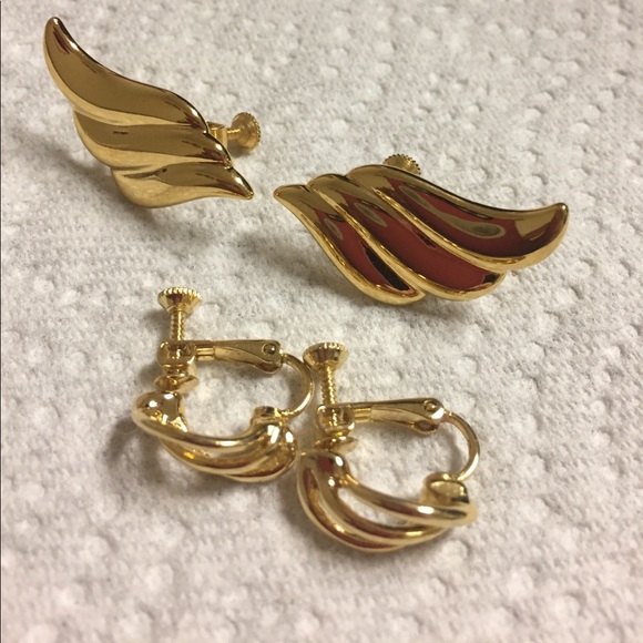 napier Jewelry - Napier Gold Tone Screw Earrings