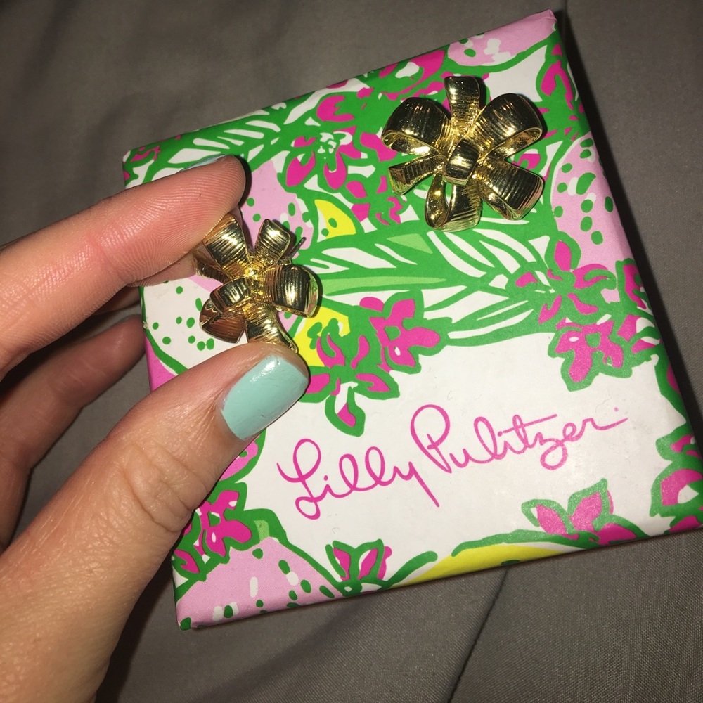 Lilly Pulitzer bow earrings