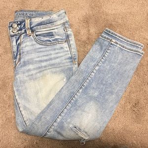 American Eagle Capris  🦅 light wash