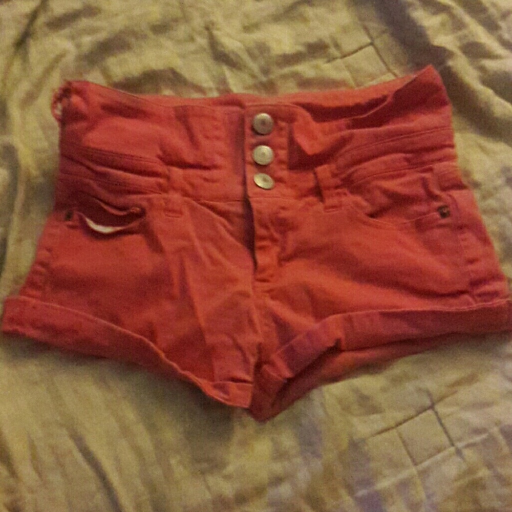 Salmon high wasted shorts