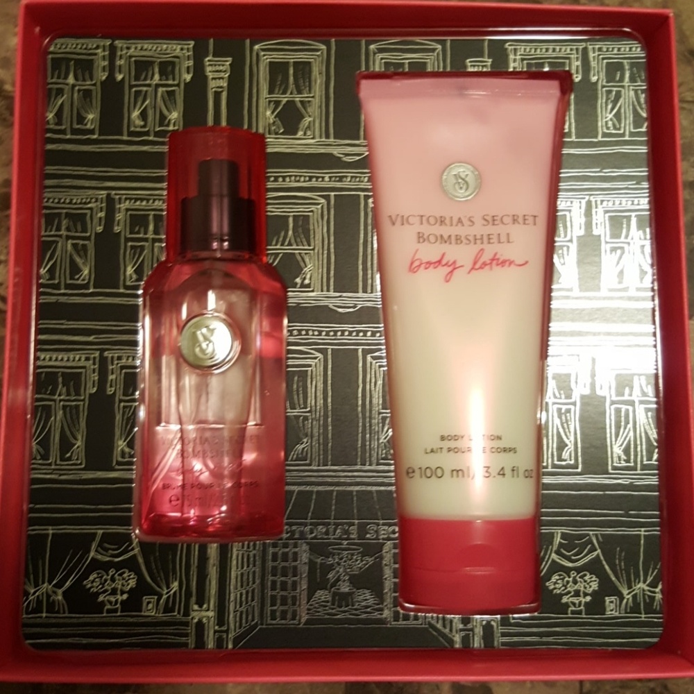 Victoria Secret Bombshell Gift Set 3.4 oz