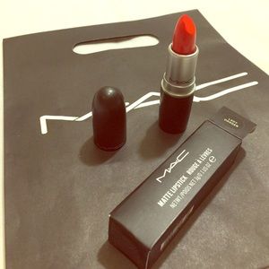 MAC Lipstick 💄