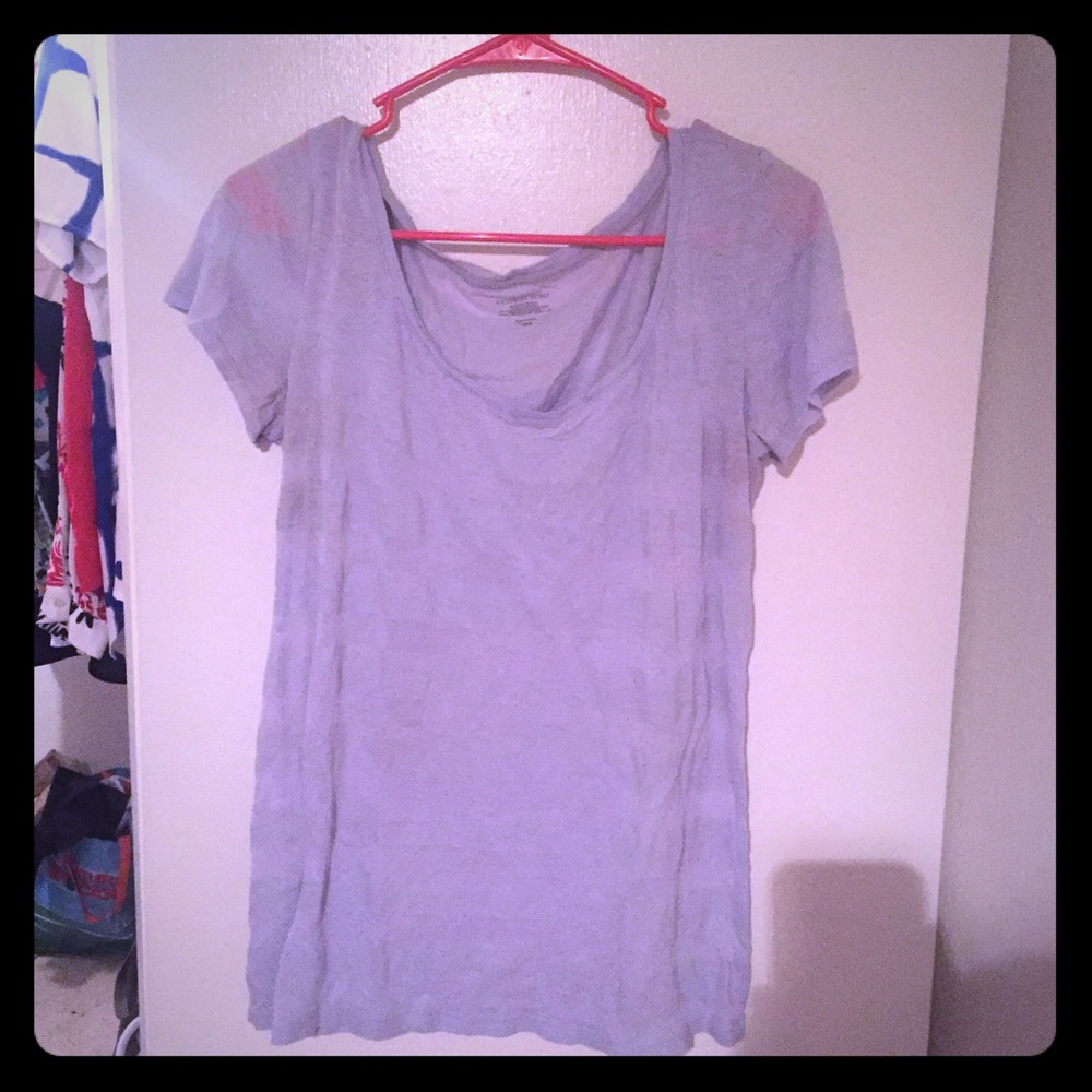 Lightweight pastel violet tee - VS - Like New!