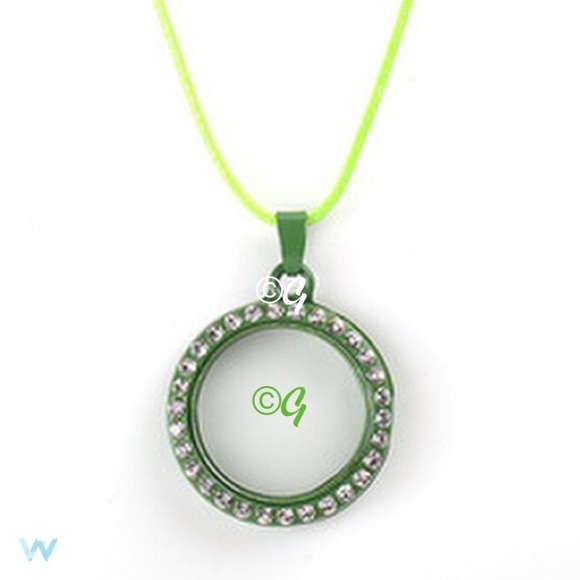 💝⭐️COLORED Floating Locket. - Picture 3 of 3