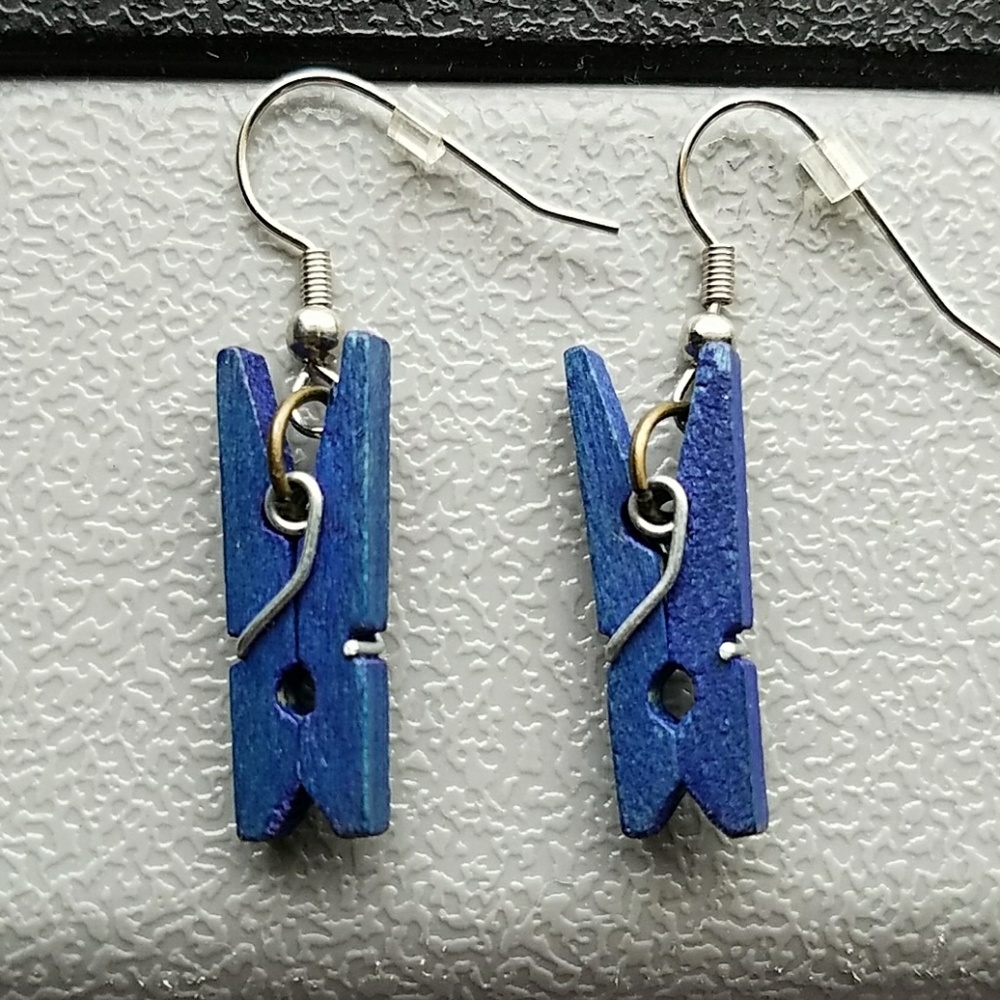 Cute Blue Wooden Clothes Spin Earrings. *NEW*