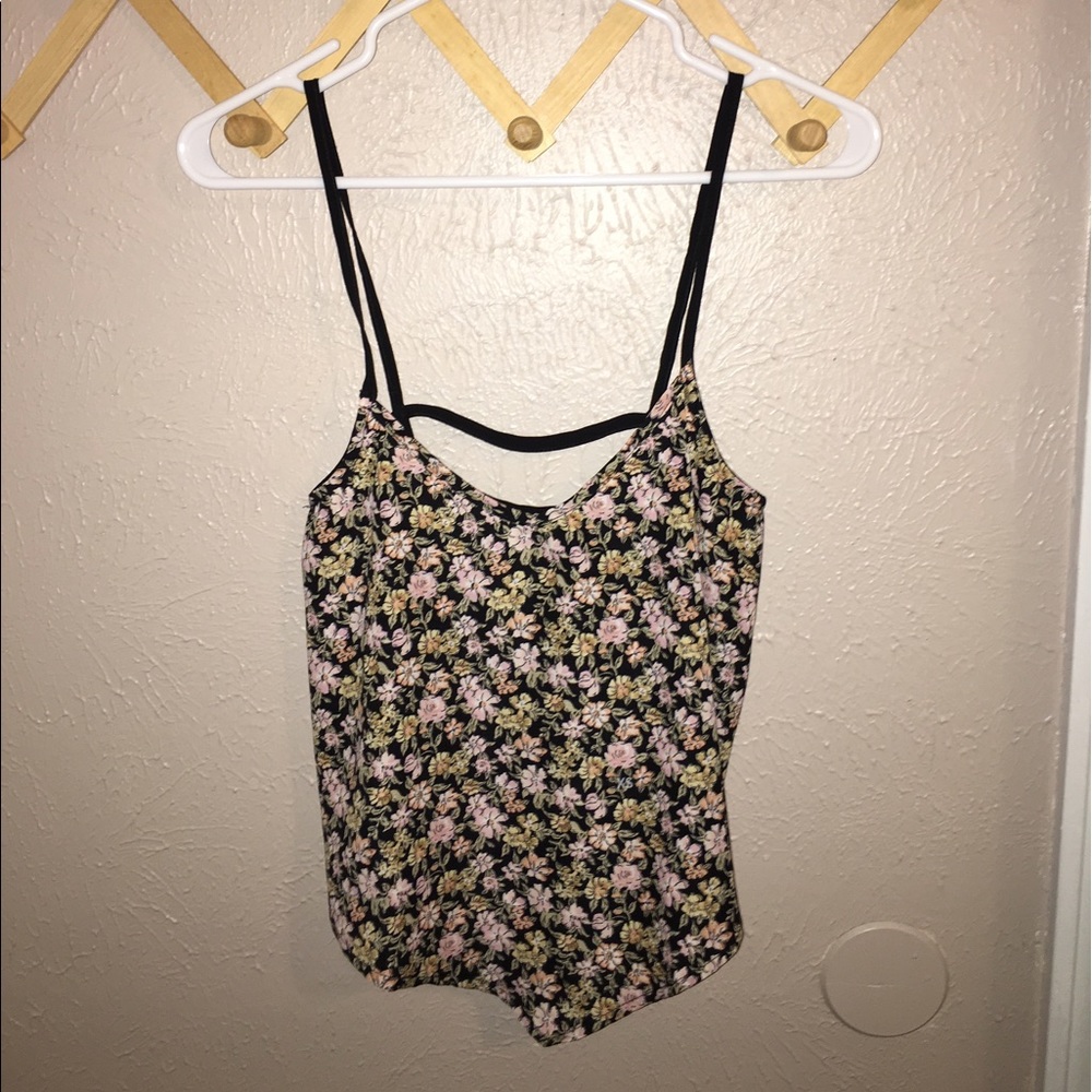 floral crop top w cute back