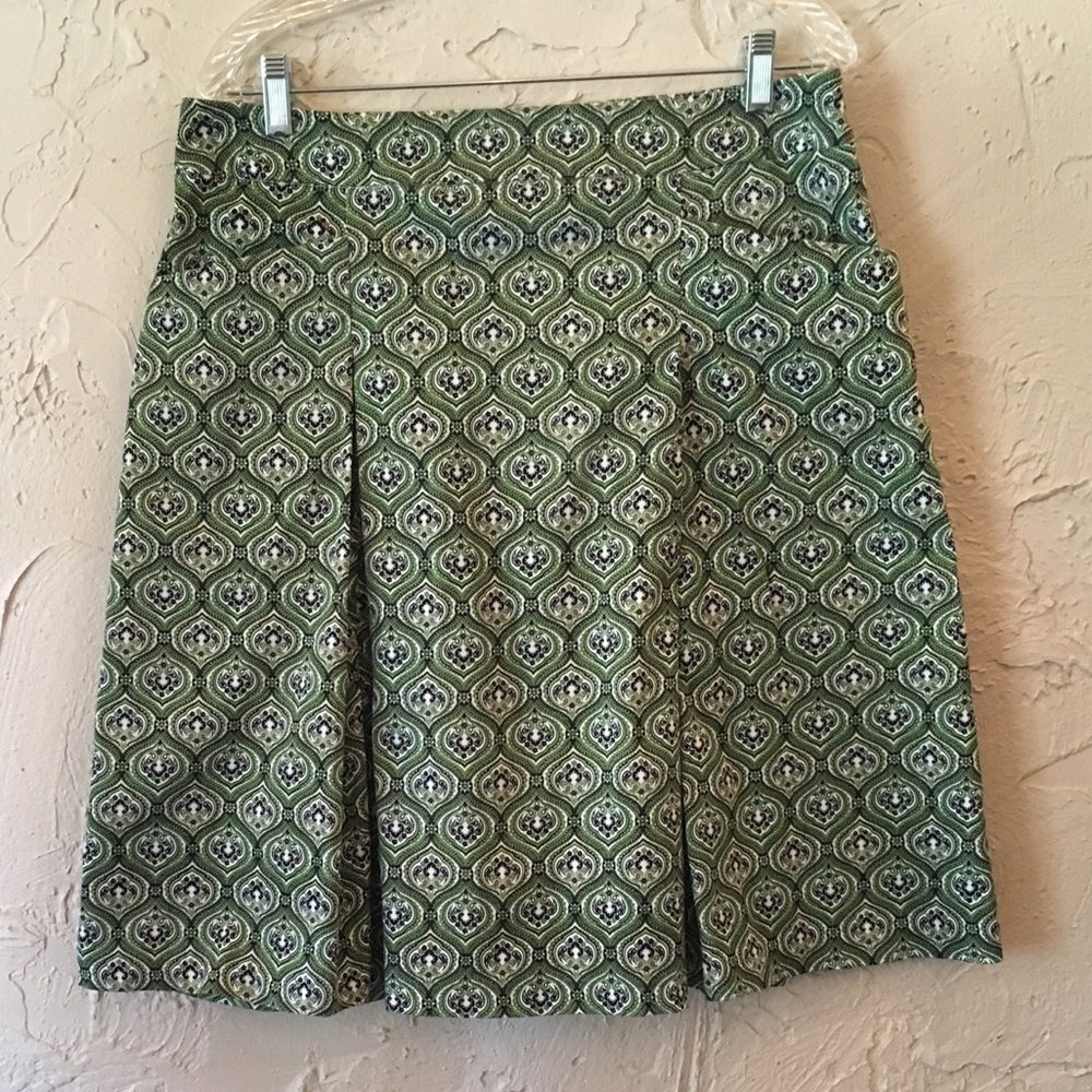 Green Pattern Skirt