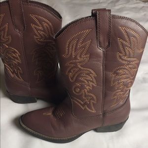 Cowboy boots by Deer Stags, size 4