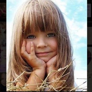 Girls: 20% off 3+ items!