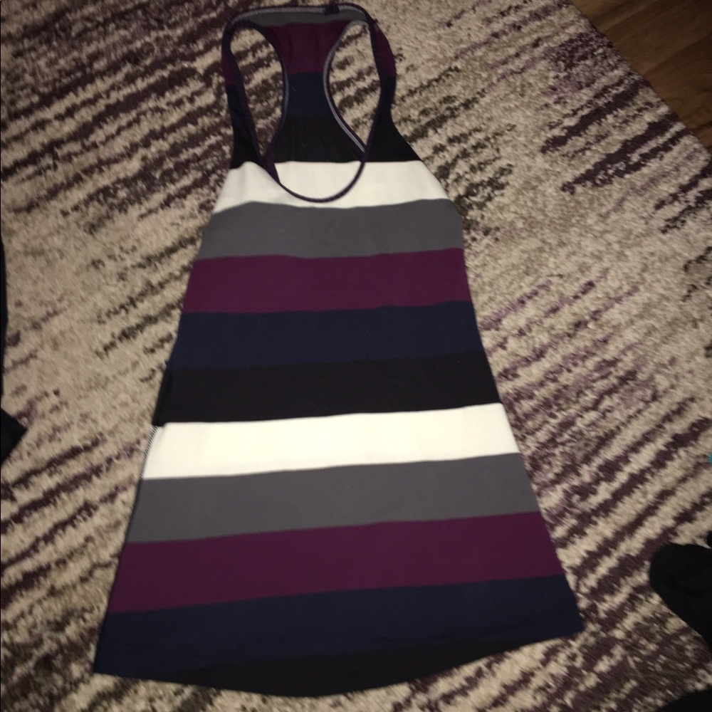 Lululemon tank