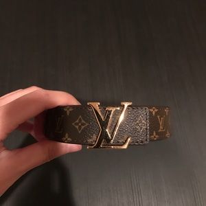 Louis Vuitton classic belt