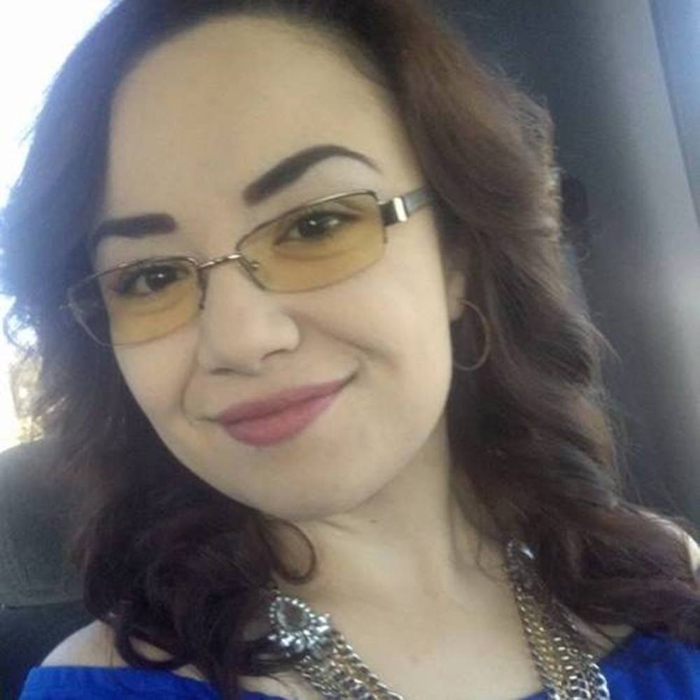 Meet your Posher, Araceli